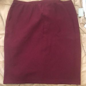 Plus size forever 21 knee length skirt size 3x NWT